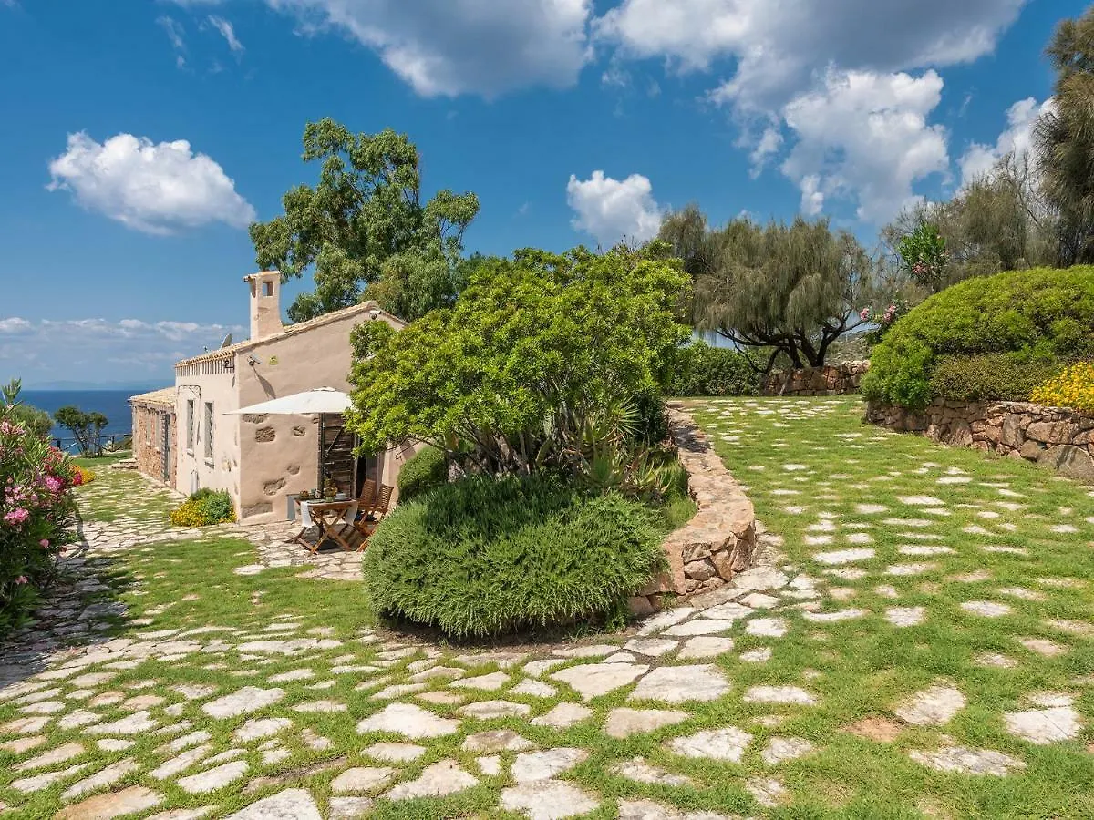 Angolo Di Paradiso Sul Mare Geremèas Italien
