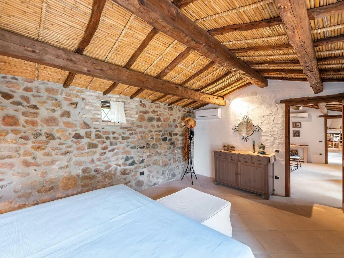 Angolo Di Paradiso Sul Mare Geremèas 0*,